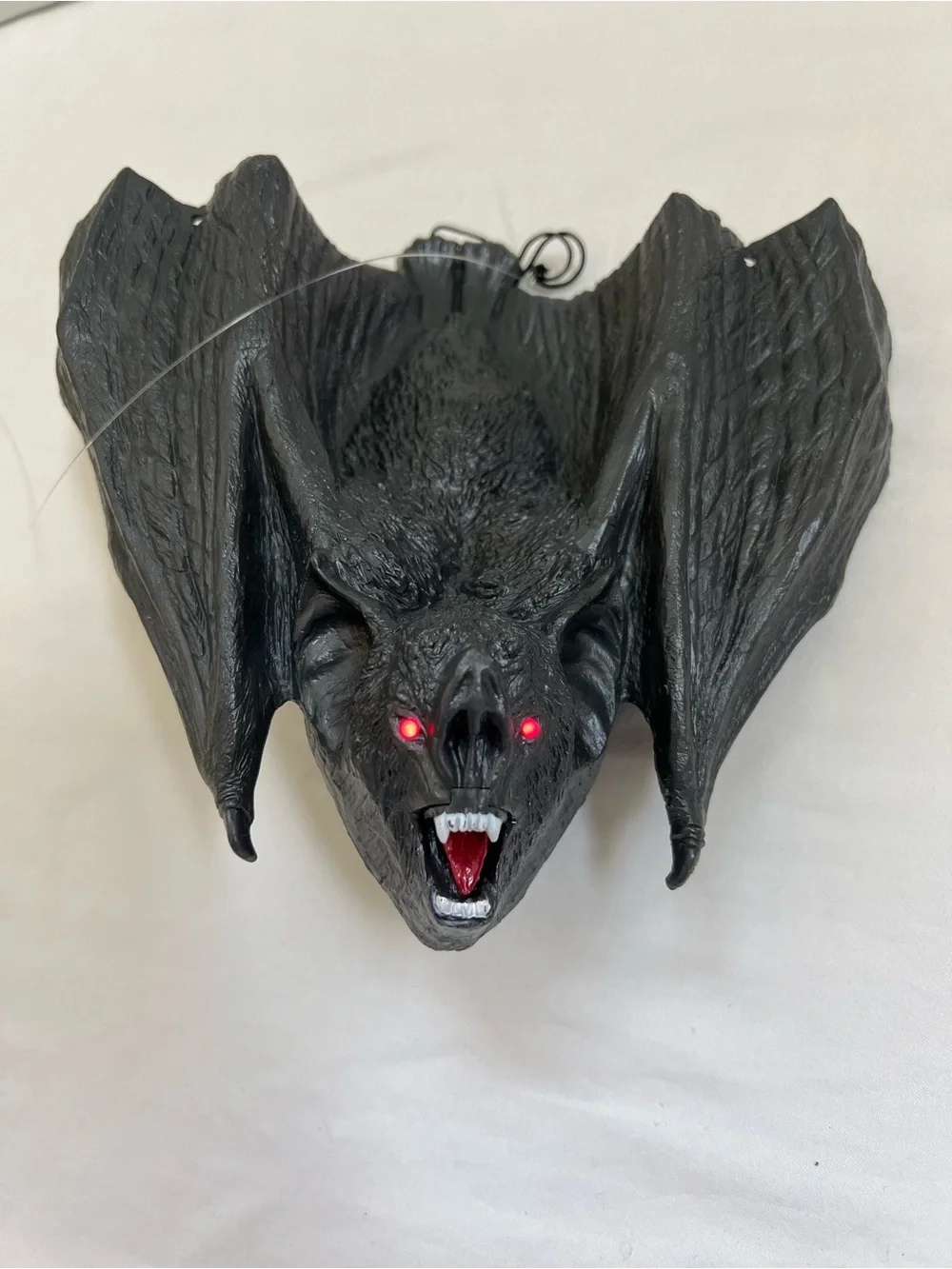 Hanging Vampire Bat Black Red Eye Lights Up Prop Halloween Take One 2005 Vintage